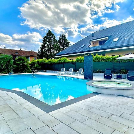 Appartamento In Villa Con Piscina Privata E Jacuzzi Ad Uso Esclusivo Rivarolo Canavese Esterno foto